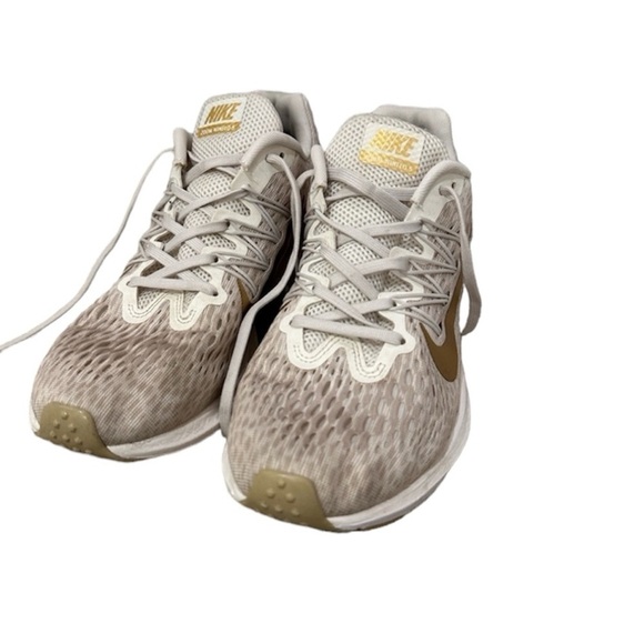 Nike Winflo 5 gold and white sneakers women’s 8 - Picture 3 of 8